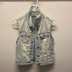Cropped Jean Vest